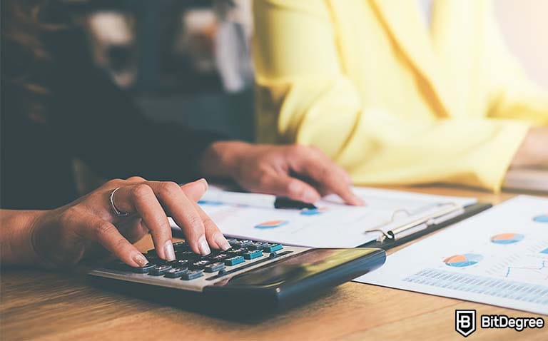 Everything You Need to Know on How to Become a Financial Analyst